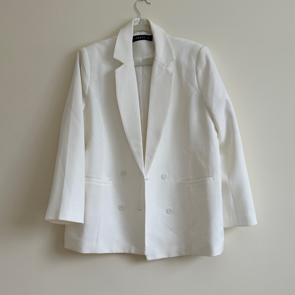 Lioness Off-White Double-Breasted Blazer
